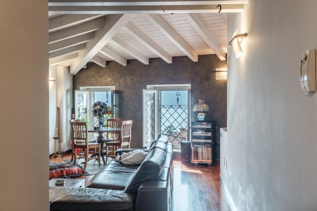 Casa Dana Appartement Sale Marasino Buitenkant foto