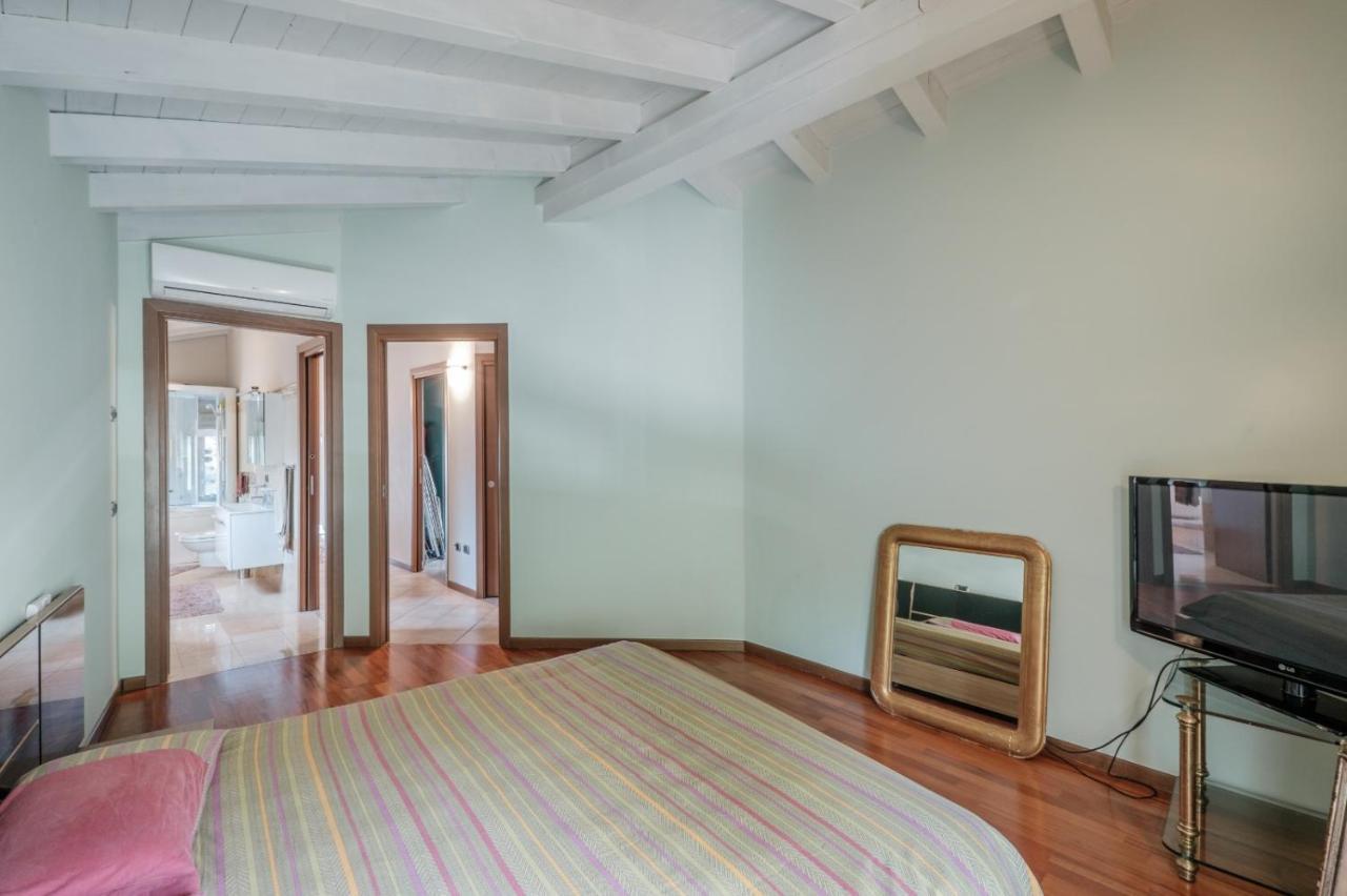 Casa Dana Appartement Sale Marasino Buitenkant foto